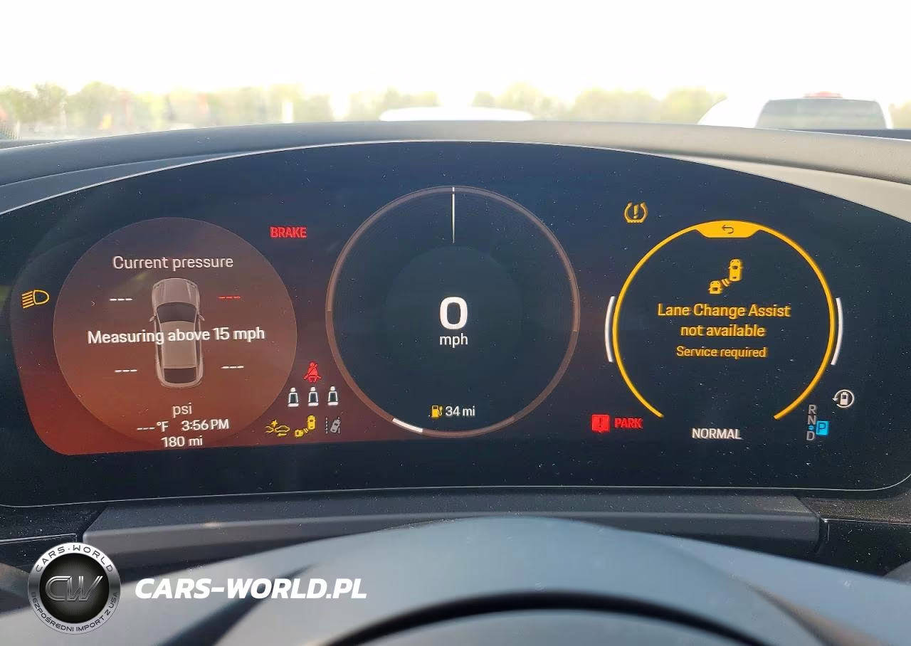 2025 Porsche Macan Turbo VIN:WP1AC2XA5SL175556 - 9