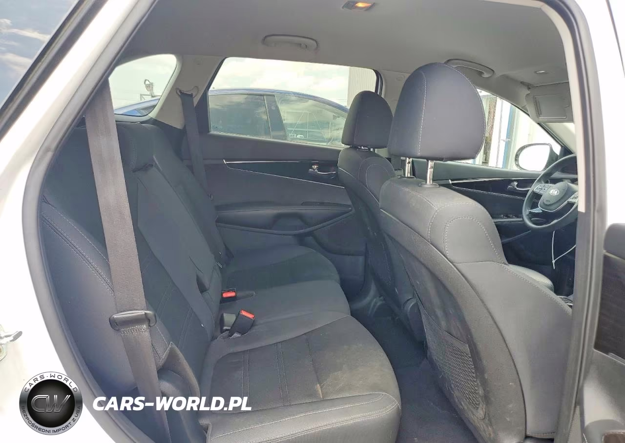 2020 Kia Sorento Lx VIN:5XYPG4A3XLG680224 - 11
