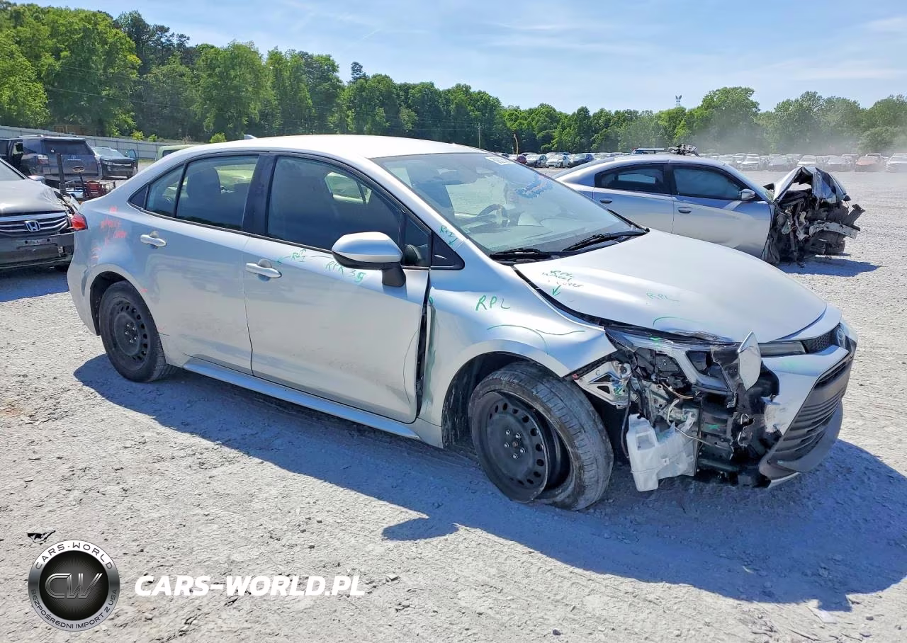 2025 Toyota Corolla Hybrid Le VIN:JTDBCMFE2S3099934 - 4