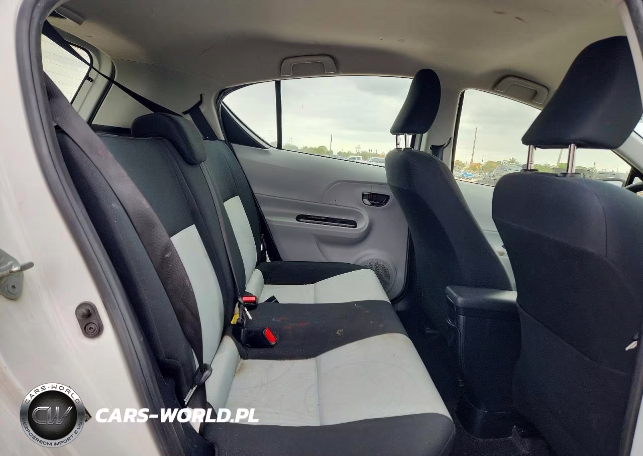 2012 Toyota Prius C Two VIN:JTDKDTB3XC1516970 - 10