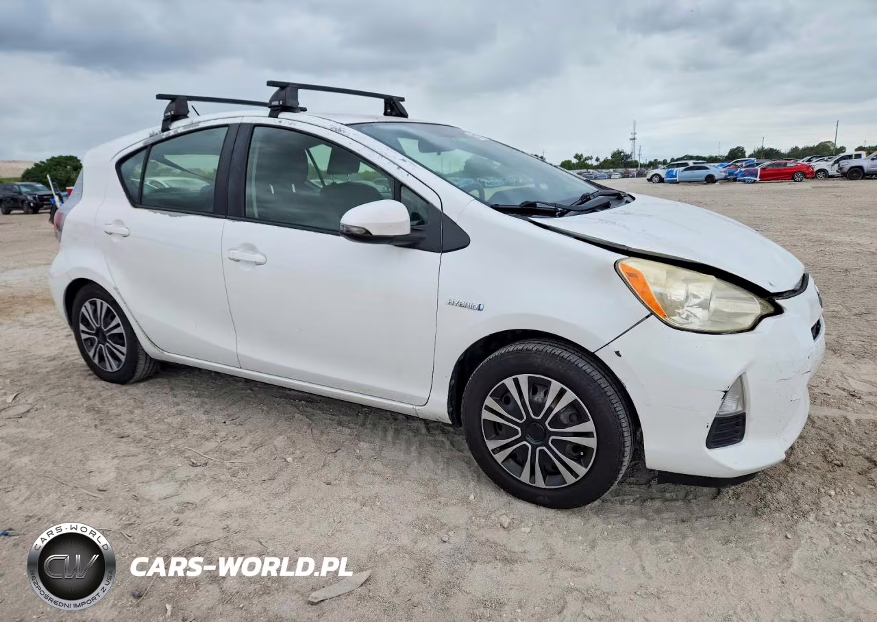 2012 Toyota Prius C Two VIN:JTDKDTB3XC1516970 - 4