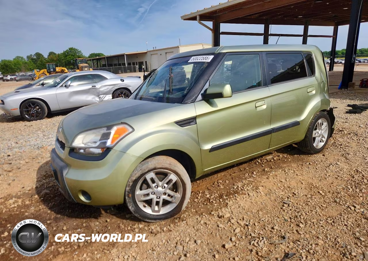 2010 Kia Soul +