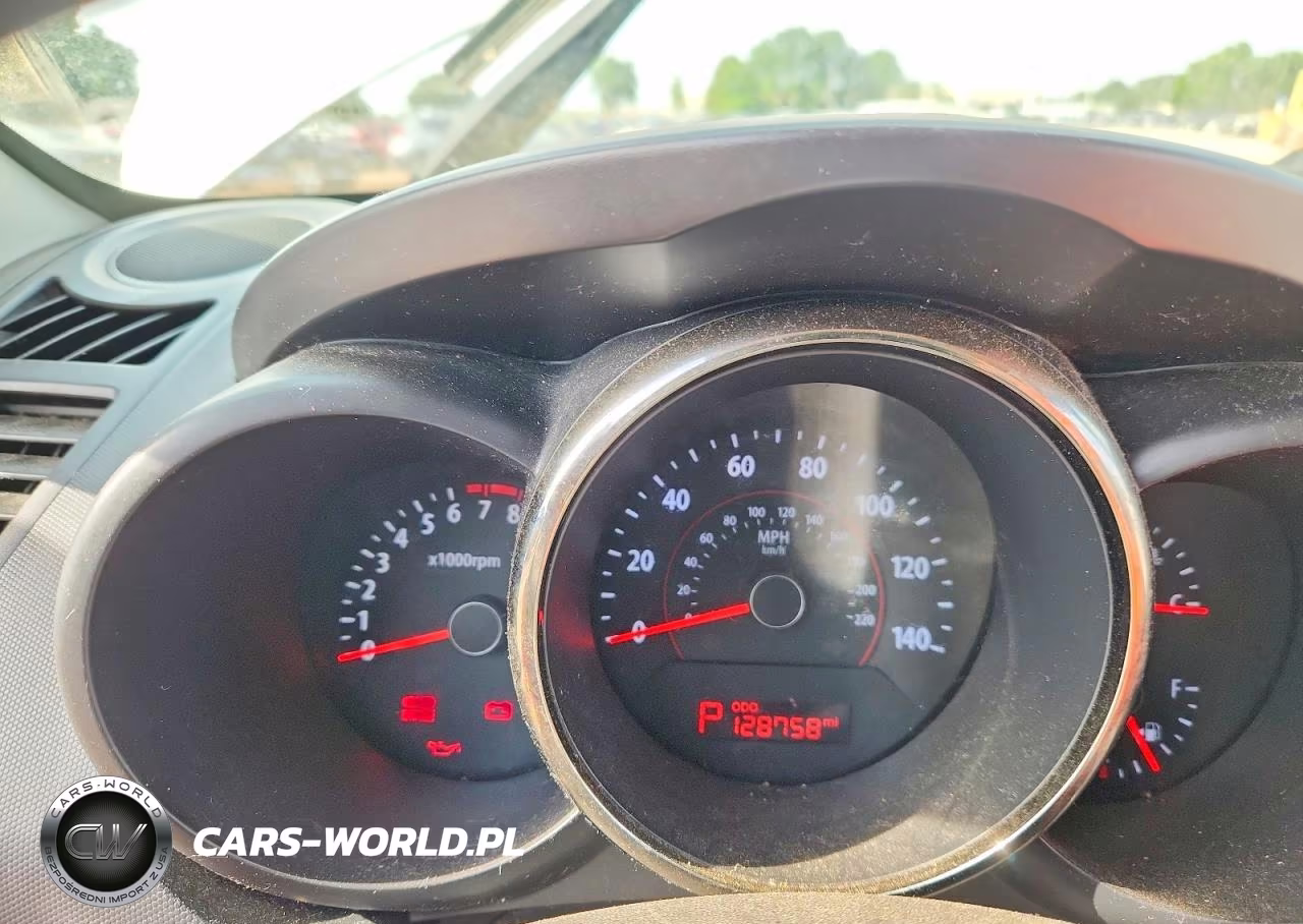 2010 Kia Soul + VIN:KNDJT2A20A7139478 - 9