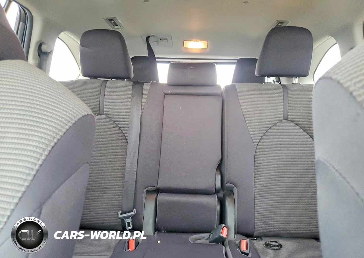 2023 Toyota Highlander Le VIN:5TDKDRAH1PS020061 - 10
