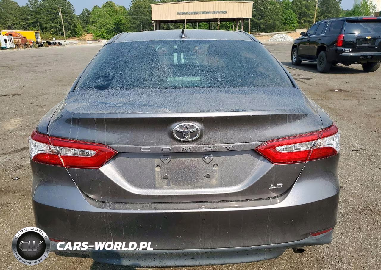 2020 Toyota Camry Le VIN:4T1C11AK3LU932685 - 6
