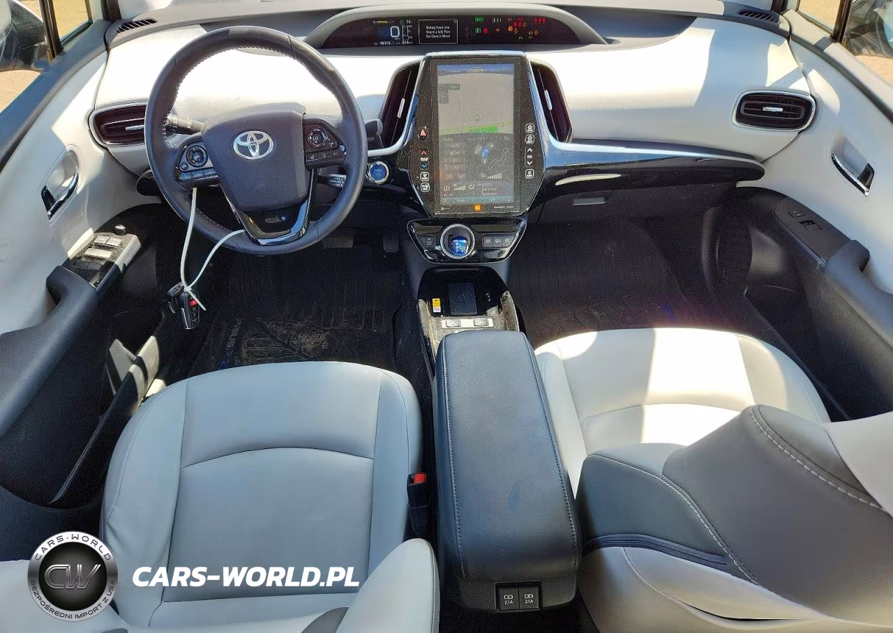 2020 Toyota Prius Prime Limited VIN:JTDKARFP4L3138237 - 8