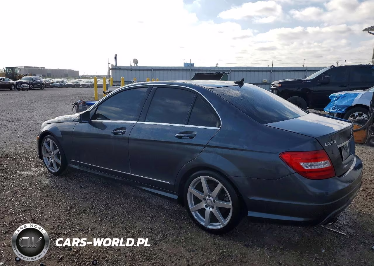 2014 Mercedes-Benz C 250 VIN:WDDGF4HB9EA955364 - 2
