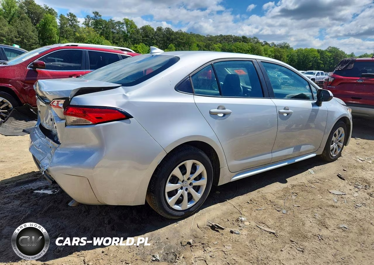 2026 Toyota Corolla Le VIN:5YFB4MDE8TP374943 - 3