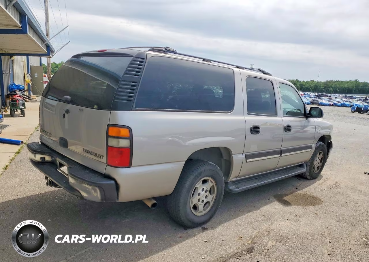 2005 Chevrolet Suburban C1500 VIN:3GNEC16Z55G235884 - 3