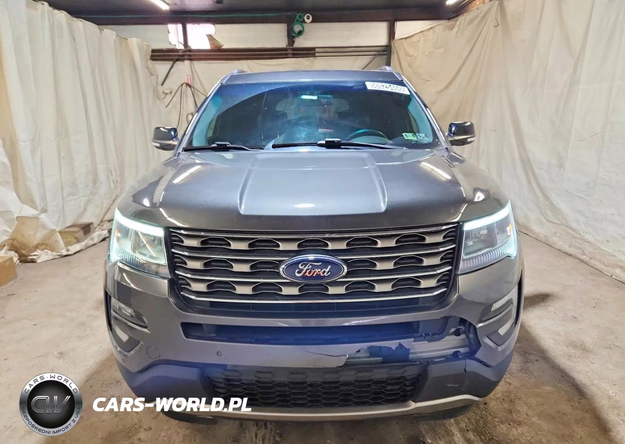 2017 Ford Explorer Xlt VIN:1FM5K8D81HGB12142 - 5