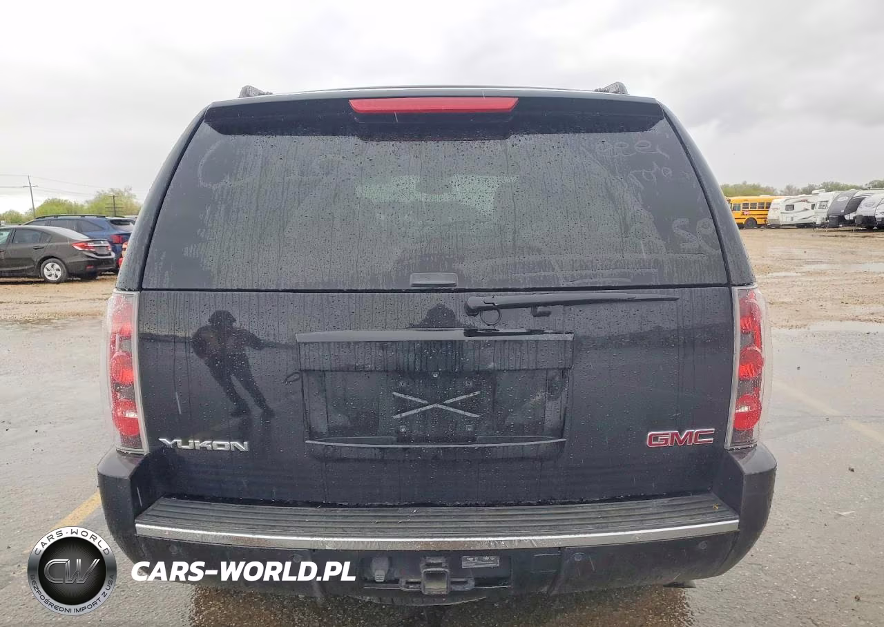 2013 GMC Yukon Denali VIN:1GKS2EEF4DR304645 - 6