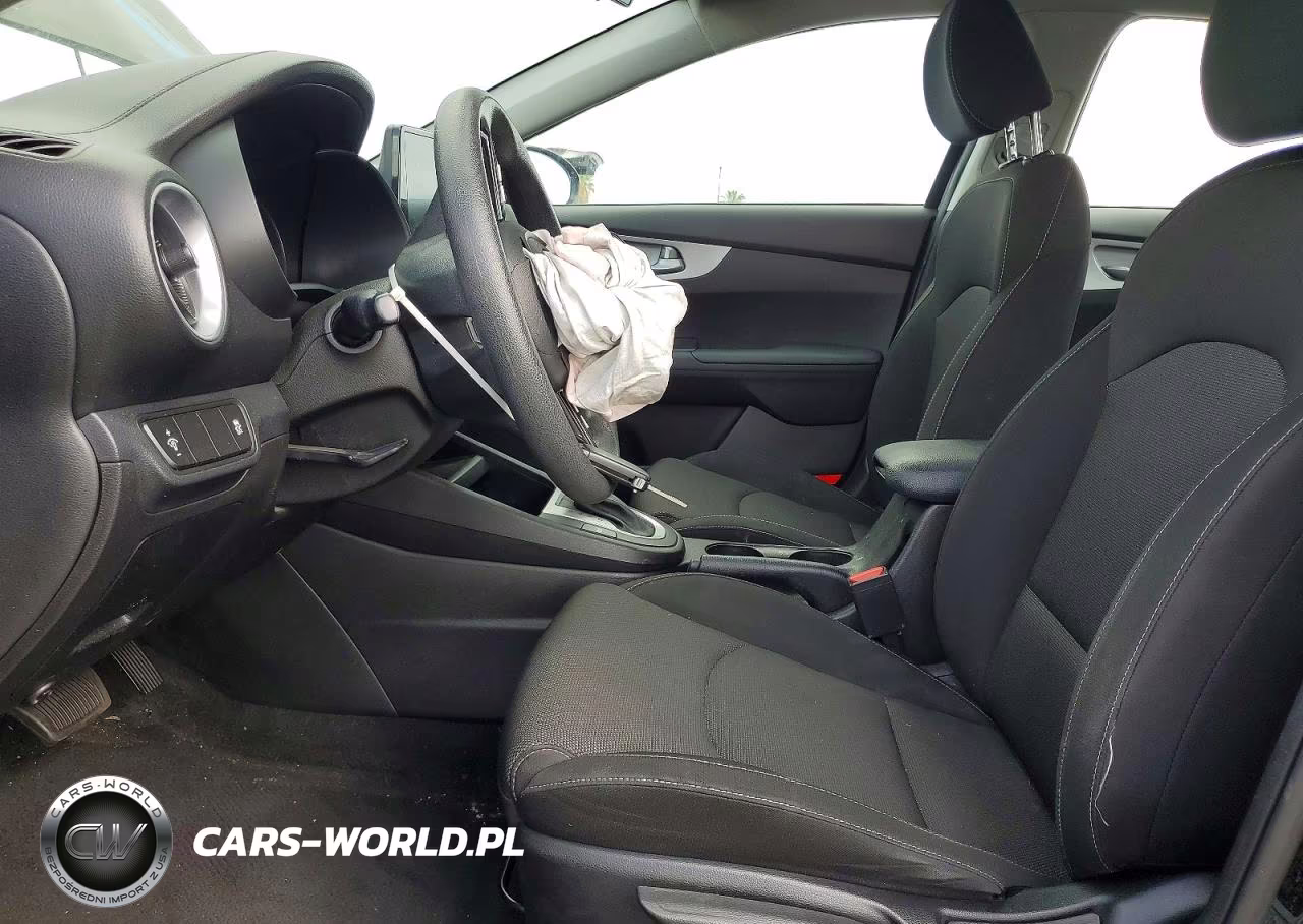 2023 Kia Forte Lxs VIN:3KPF24AD6PE662907 - 7