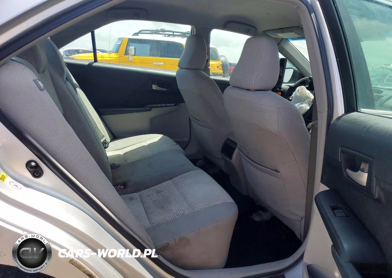 2012 Toyota Camry L VIN:4T4BF1FK2CR251901 - 10