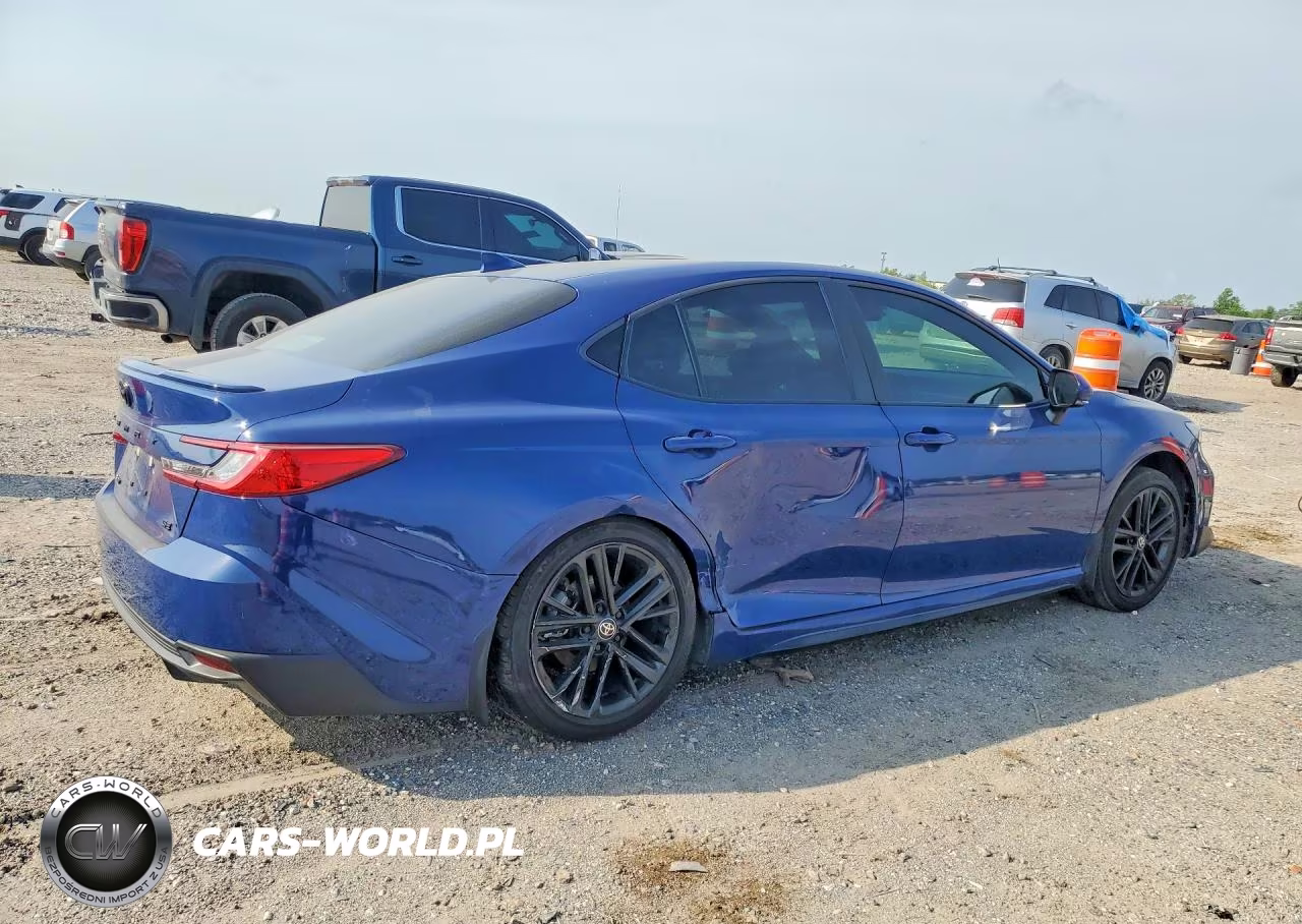 2025 Toyota Camry Se VIN:4T1DAACK8SU206742 - 3