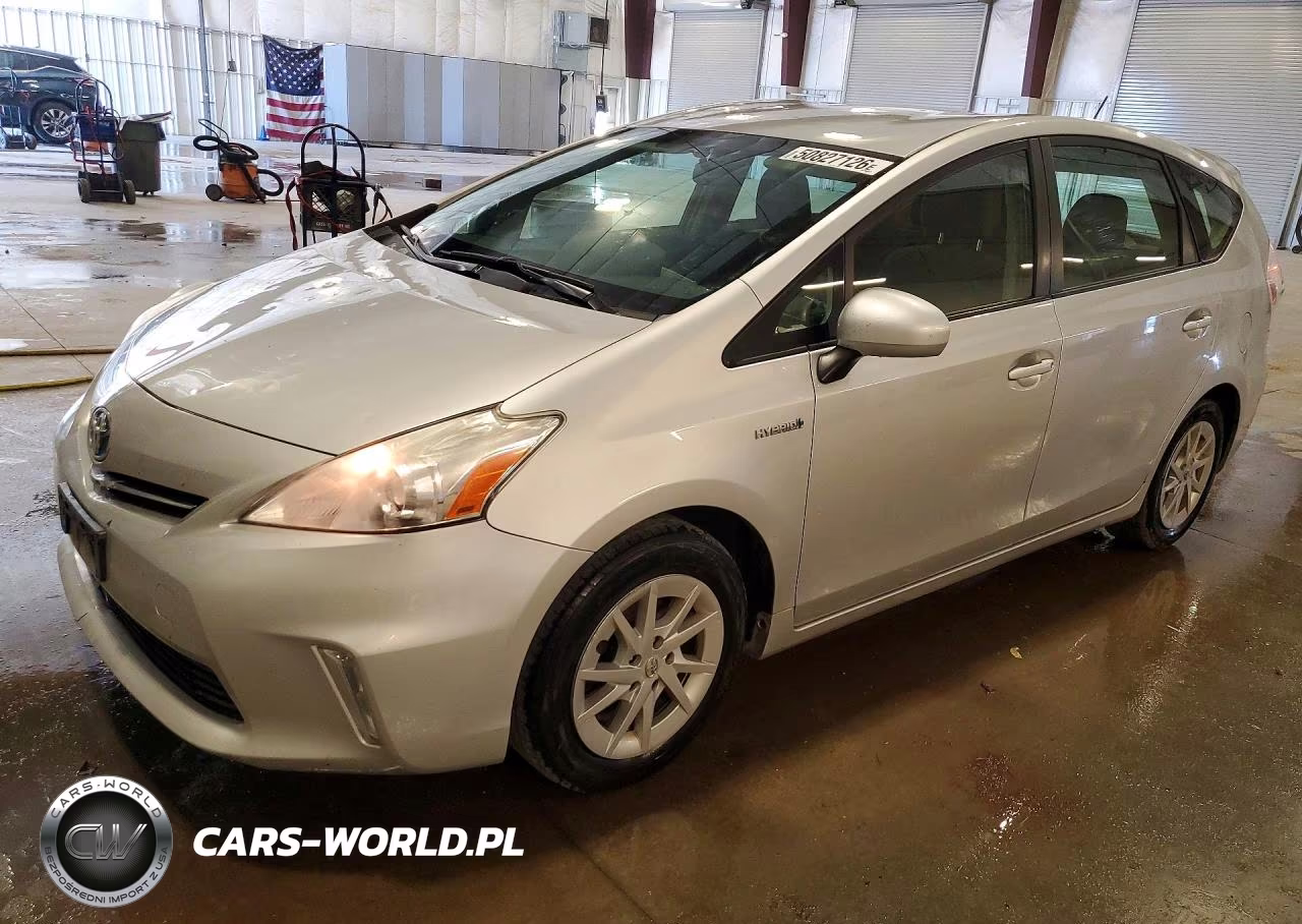 2012 Toyota Prius V Two – zdjęcie 1 z 13