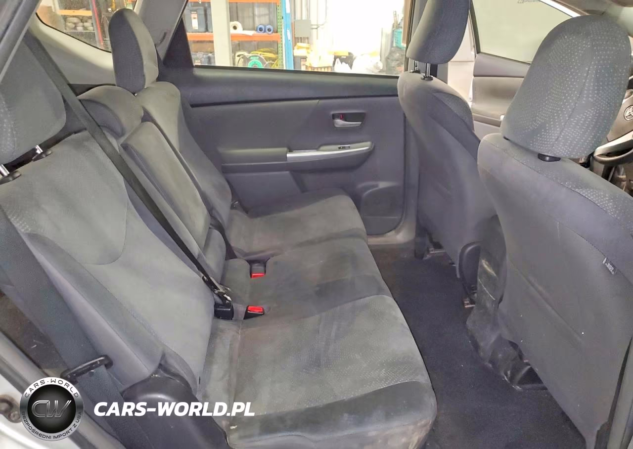 2012 Toyota Prius V Two VIN:JTDZN3EU9C3100851 - 11