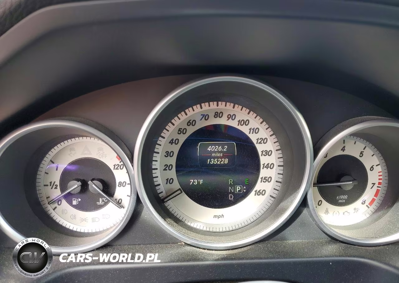 2016 Mercedes-Benz E 350 4Matic VIN:WDDHF8JB3GB242253 - 9
