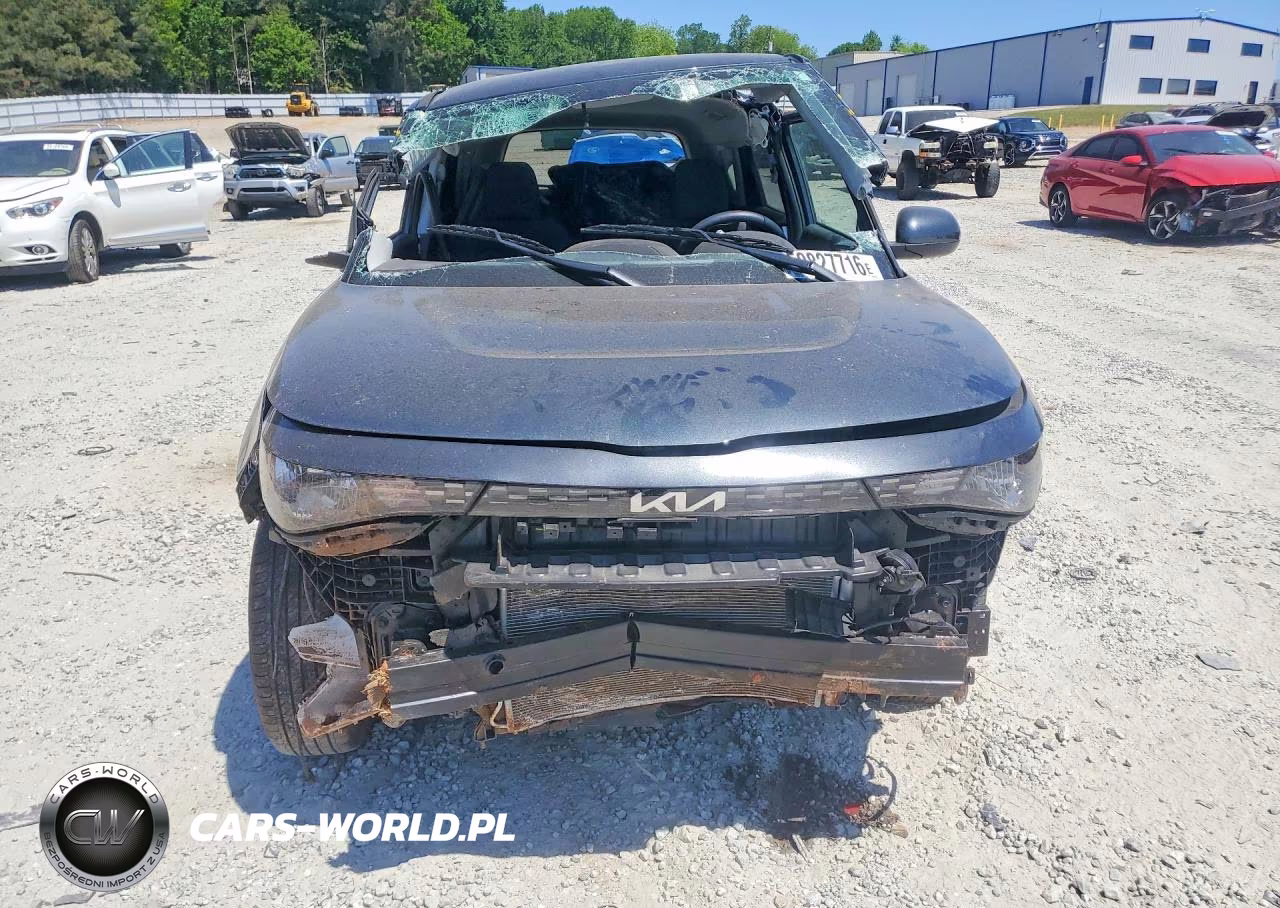 2025 Kia Soul + VIN:KNDJ23AU6S7968583 - 5