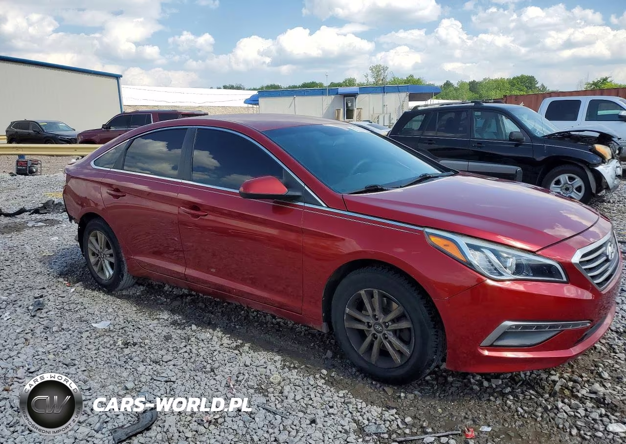 2015 Hyundai Sonata Se VIN:5NPE24AF2FH201100 - 4
