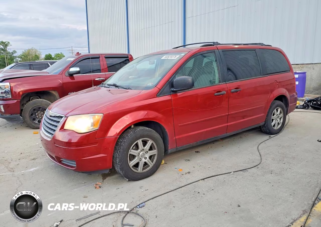 2008 Chrysler Town & Country Lx