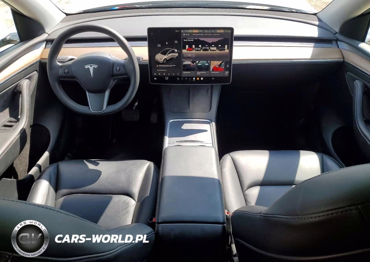 2022 Tesla Model Y VIN:7SAYGAEE7NF543723 - 8