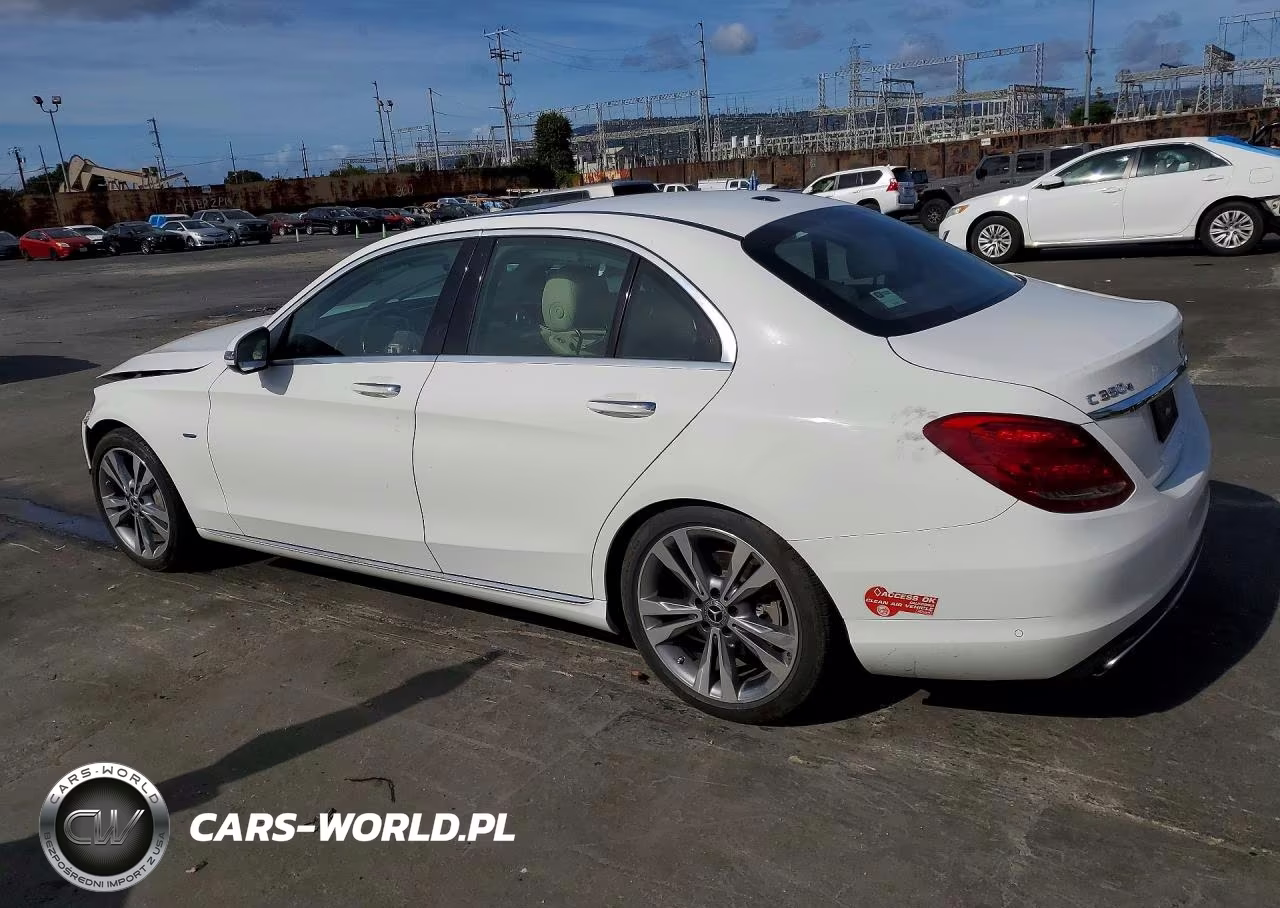 2018 Mercedes-Benz C 350E VIN:55SWF4HB6JU237180 - 2