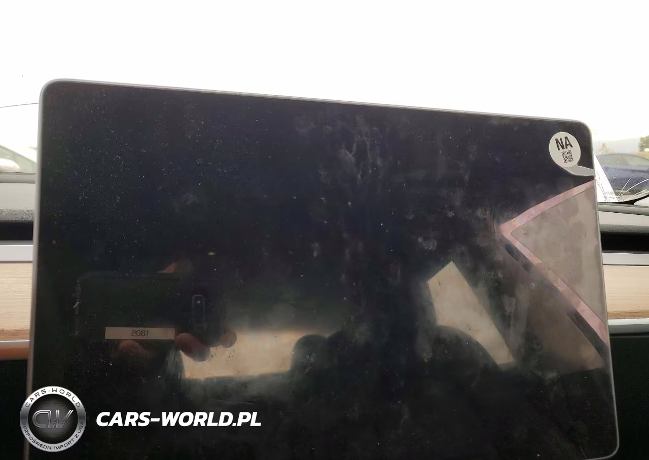 2023 Tesla Model 3 VIN:5YJ3E1EA1PF580862 - 9