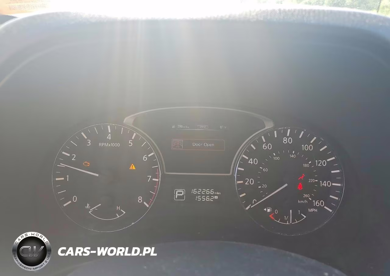 2014 Nissan Pathfinder S VIN:5N1AR2MM4EC647540 - 9