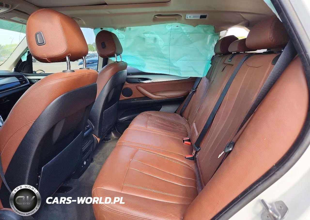 2015 BMW X5 xDrive35I VIN:5UXKR0C54F0K55733 - 11