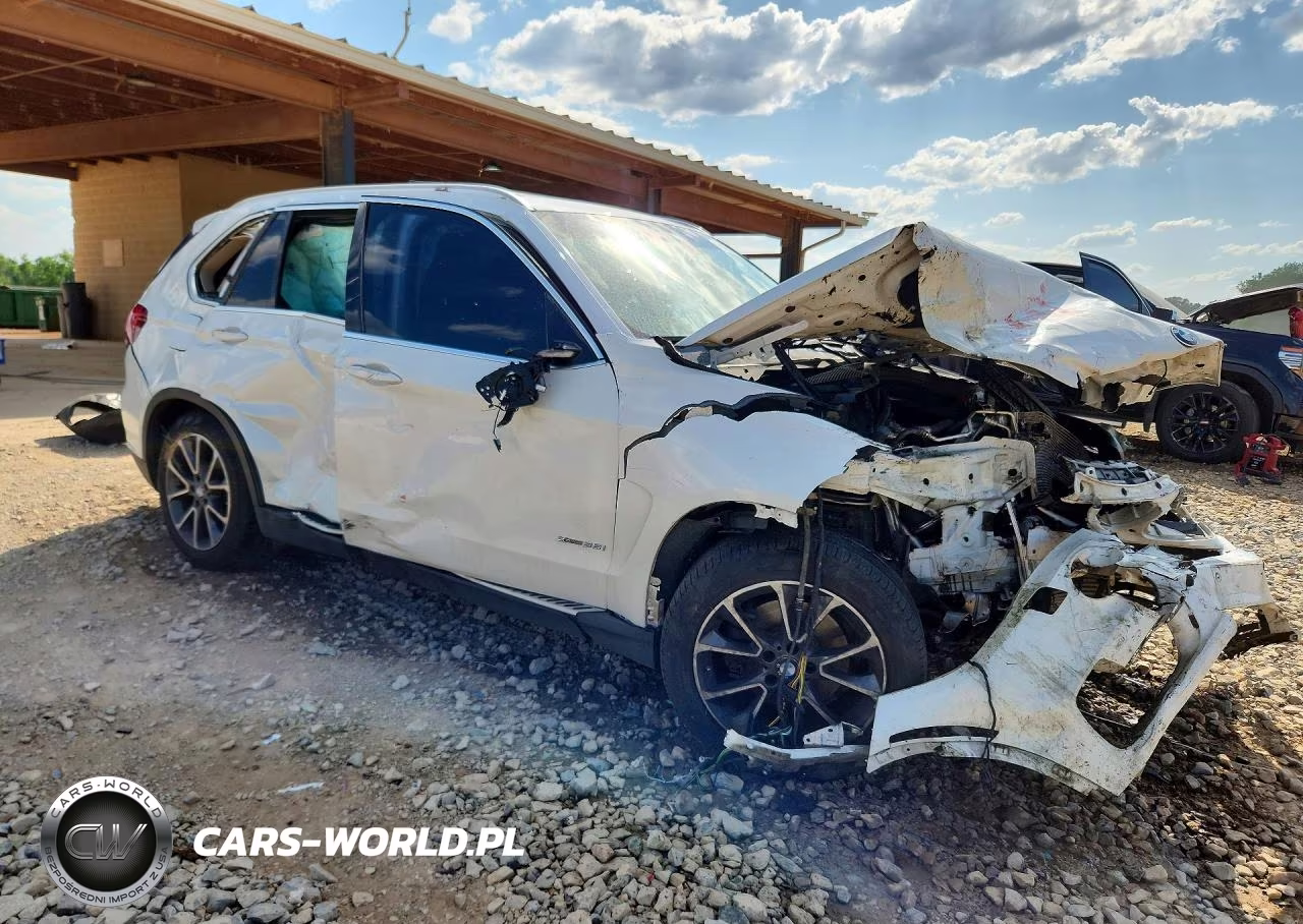 2015 BMW X5 xDrive35I VIN:5UXKR0C54F0K55733 - 4