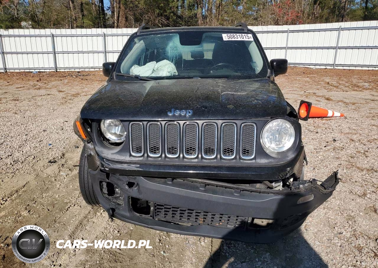 2017 Jeep Renegade Latitude VIN:ZACCJABBXHPF59852 - 5