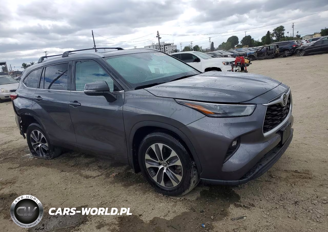 2023 Toyota Highlander Xle VIN:5TDKDRAH6PS524377 - 4