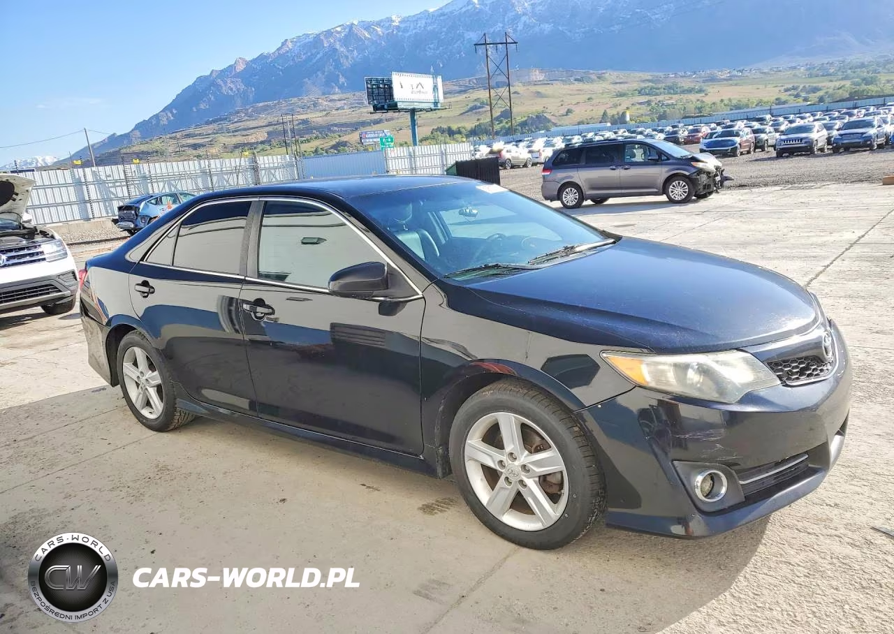 2013 Toyota Camry Se VIN:4T1BF1FK1DU227276 - 4