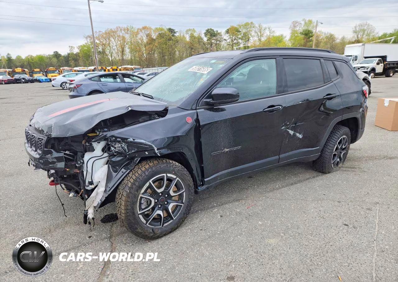 2025 Jeep Compass Trailhawk
