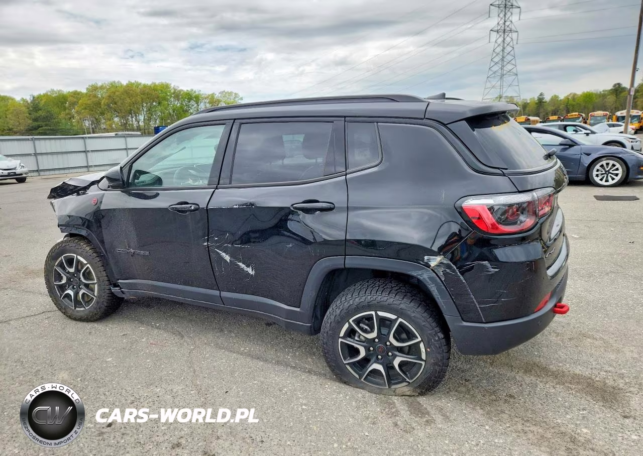 2025 Jeep Compass Trailhawk VIN:3C4NJDDN1ST593664 - 2