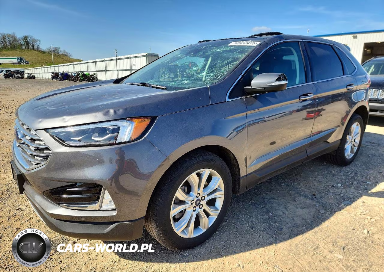 2022 Ford Edge Titanium