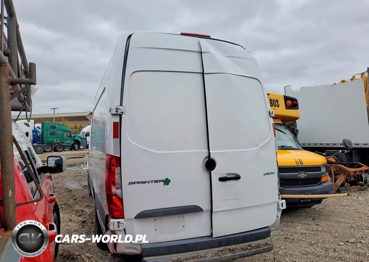 2024 Mercedes Benz Sprinter 2500 Delivery Van VIN:W1Y4KDHY7RT164740 - 2