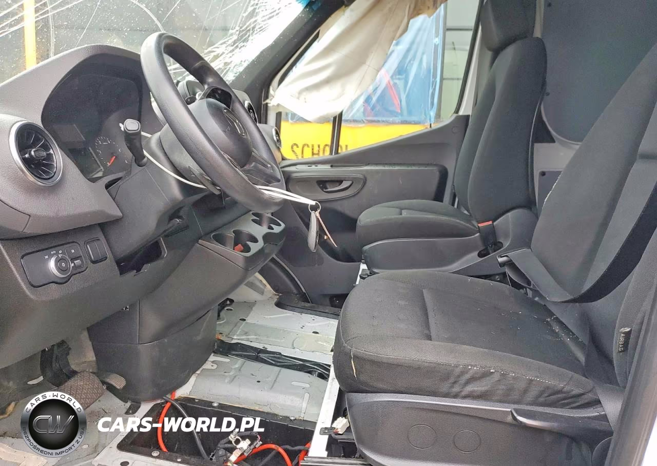2024 Mercedes Benz Sprinter 2500 Delivery Van VIN:W1Y4KDHY7RT164740 - 7