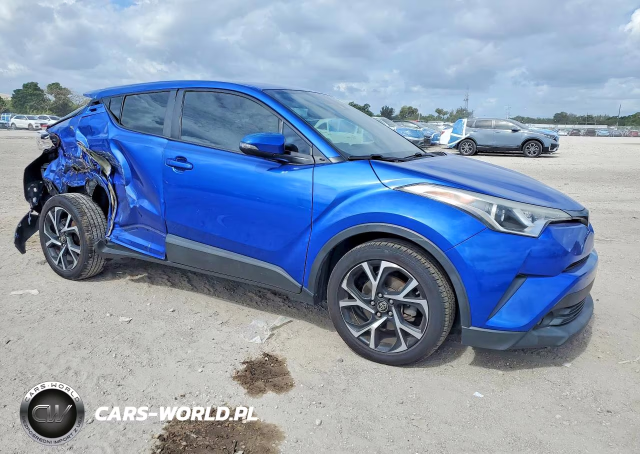 2018 Toyota C-Hr Xle Premium VIN:NMTKHMBX3JR045403 - 4