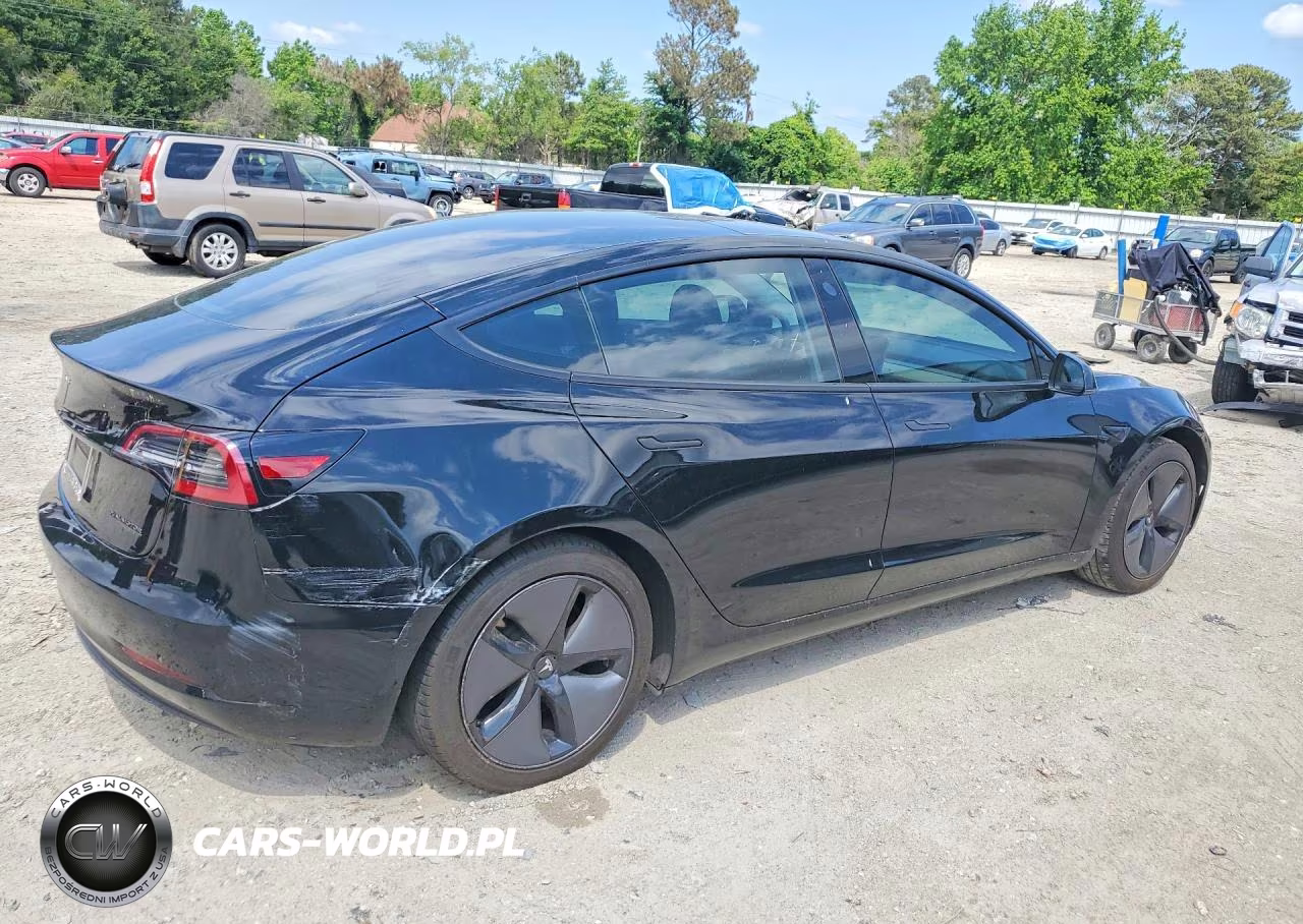 2018 Tesla Model 3 VIN:5YJ3E1EB7JF182183 - 3