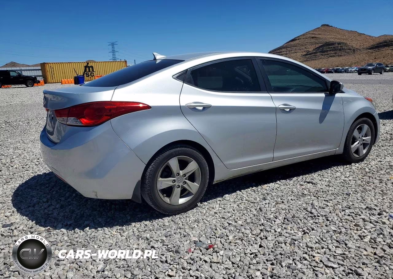 2013 Hyundai Elantra Gls VIN:KMHDH4AE2DU953170 - 3