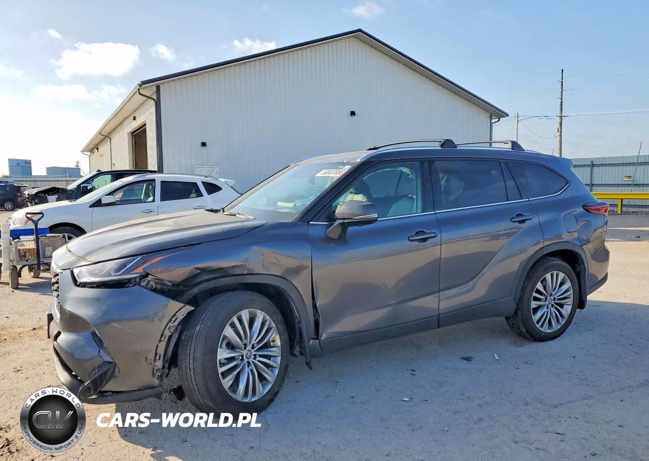 2025 Toyota Highlander Platinum – zdjęcie 1 z 13