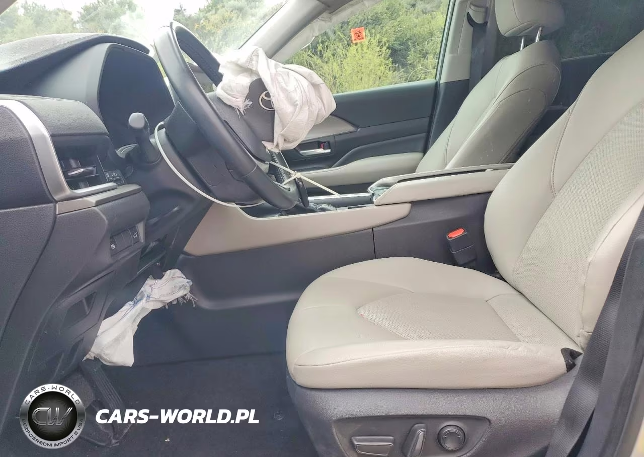 2024 Toyota Grand Highlander Xle VIN:5TDAAAB53RS004439 - 7