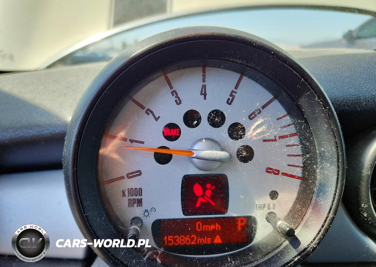 2013 Mini Cooper VIN:WMWSU3C5XDT680870 - 9
