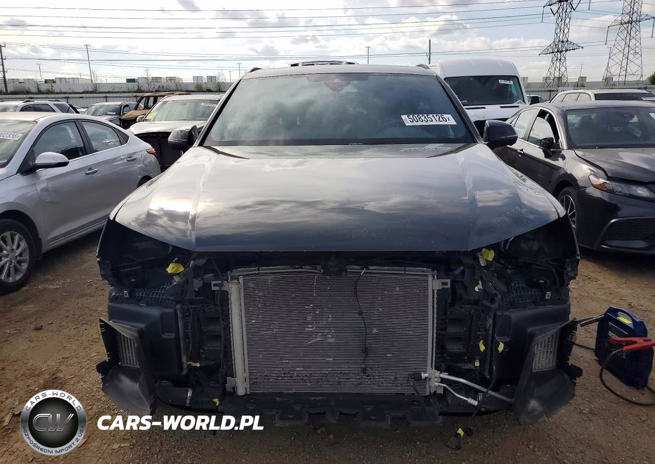 2023 Audi Q7 Premium Plus VIN:WA1LXBF78PD000785 - 5