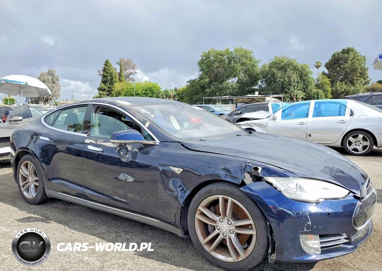 2015 TESLA MODEL S 60-70-85 VIN:5YJSA1H14FF080616 - 4