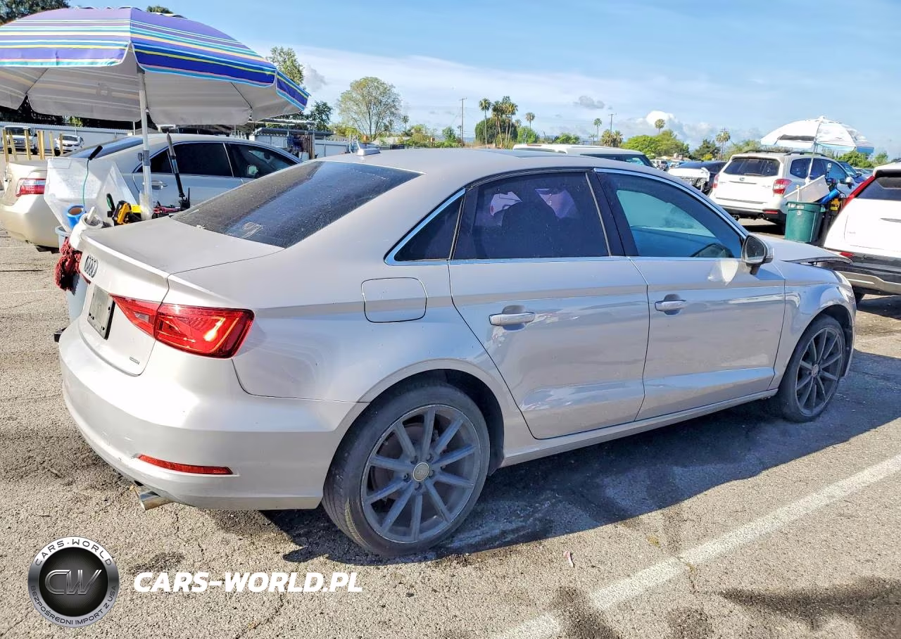 2015 Audi A3 Premium Plus VIN:WAUEFGFF8F1064571 - 3