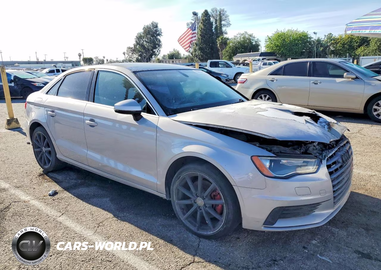 2015 Audi A3 Premium Plus VIN:WAUEFGFF8F1064571 - 4