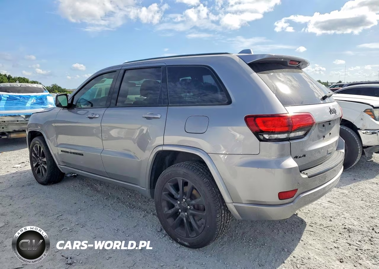 2018 Jeep Grand Cherokee Laredo VIN:1C4RJFAG2JC294780 - 2