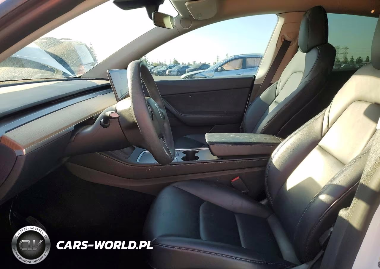 2022 Tesla Model Y VIN:7SAYGDEE7NF408260 - 7